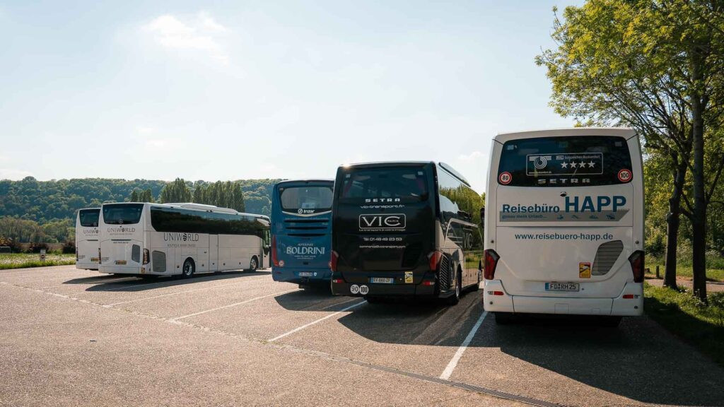 onboard amenities Mont Saint Michel bus
